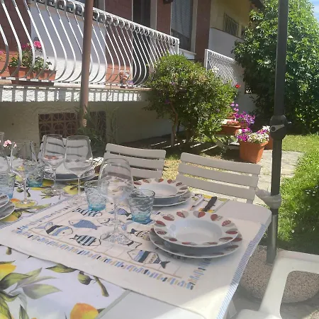 בית נופש Blue Sea Versilia *